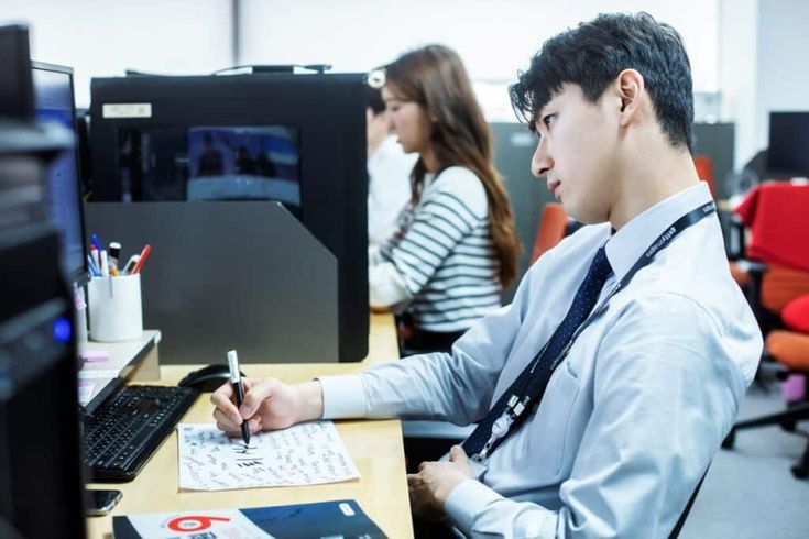 공무원 10명 중 9명 “AI 못 읽는 HWP·PDF 쓴다”…AI 정부 전환 ‘걸림돌’