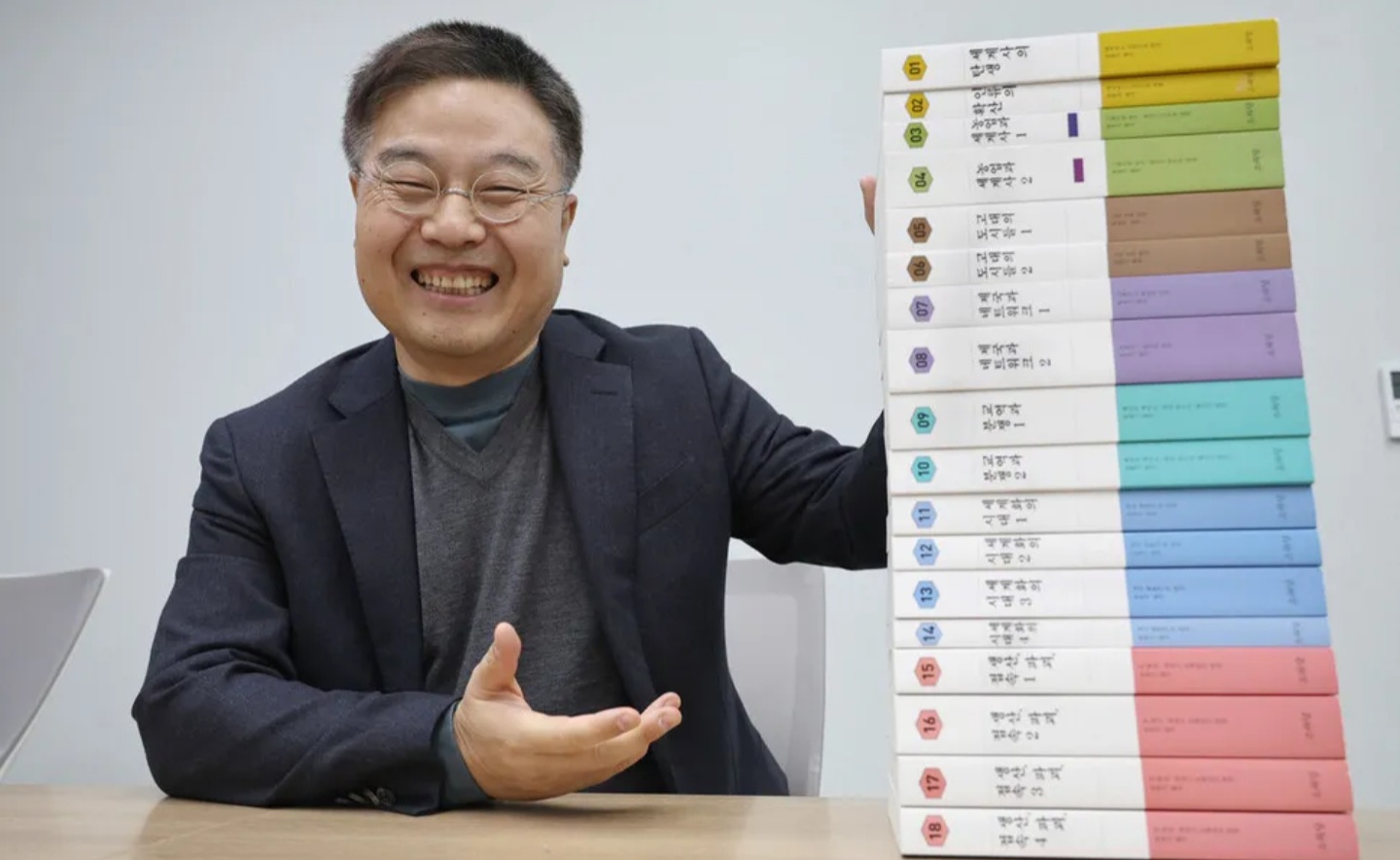 ‘번역 감옥’ 갇혀 지낸 4년6개월…세계사의 ‘열린 지평’ 풀어내다 [.txt]